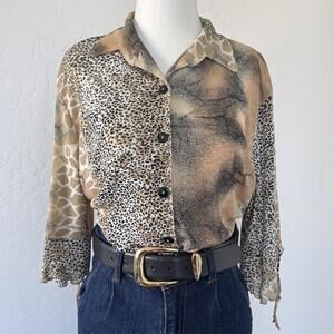 Vintage bohemian blouse with scalloped quarter sleeve